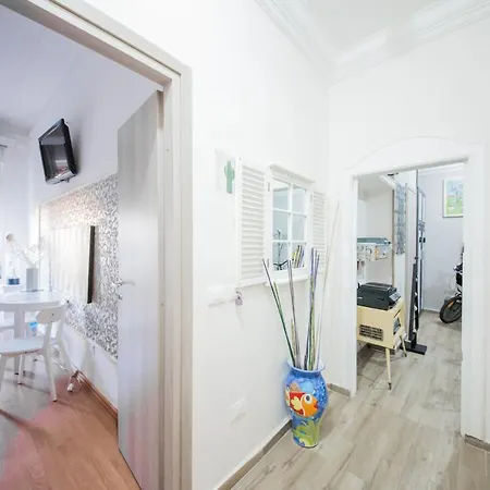 Guest house Casale D' Or 3*